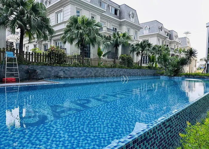 La Bayview - Sapphire Apartment